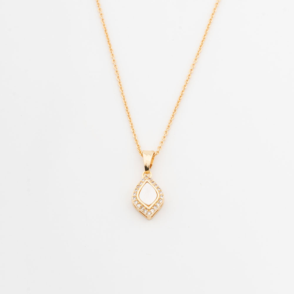 ChicCharm Jewellery Brass Gold Plated Austrian Stone Pendant Set