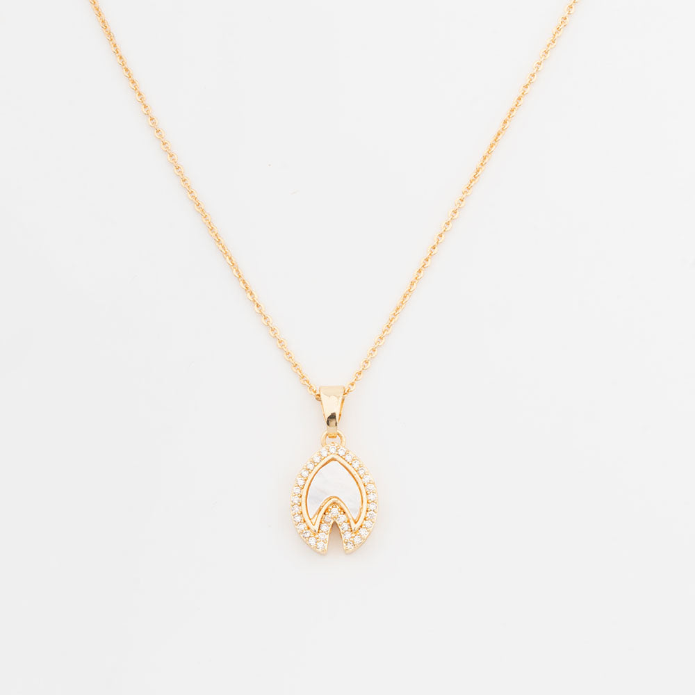 ChicCharm Jewellery Brass Gold Plated Austrian Stone Pendant Set