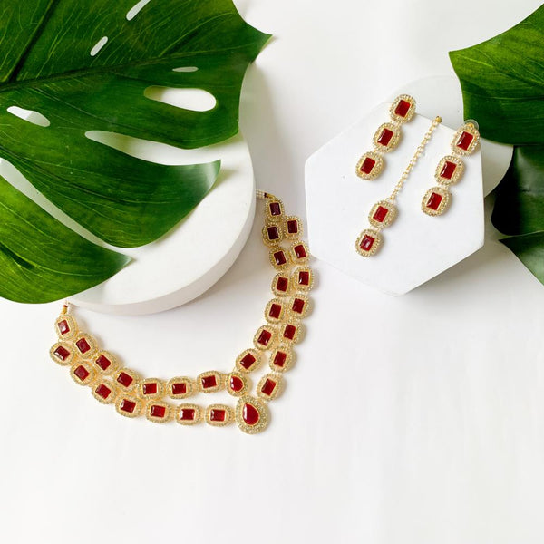 Etnico Gold Plated Traditional Stone Choker Necklace Jewellery With Earring & Maang Tikka Set For Women And Girls (Maroon)