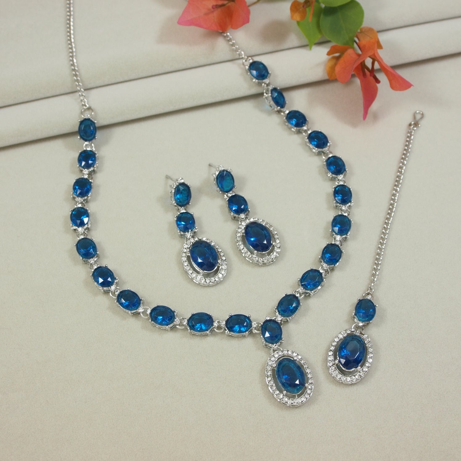 Etnico Silver Plated Stylish Design Crystal Diamond Necklace With Earrings & Maang Tikka Jewellery Set for Women (IJ397ZMO)