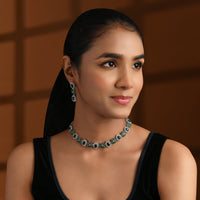 Etnico Silver Plated Traditional Stone Design Necklace Set with Earrings & Maang Tika for Women (Silver Green)