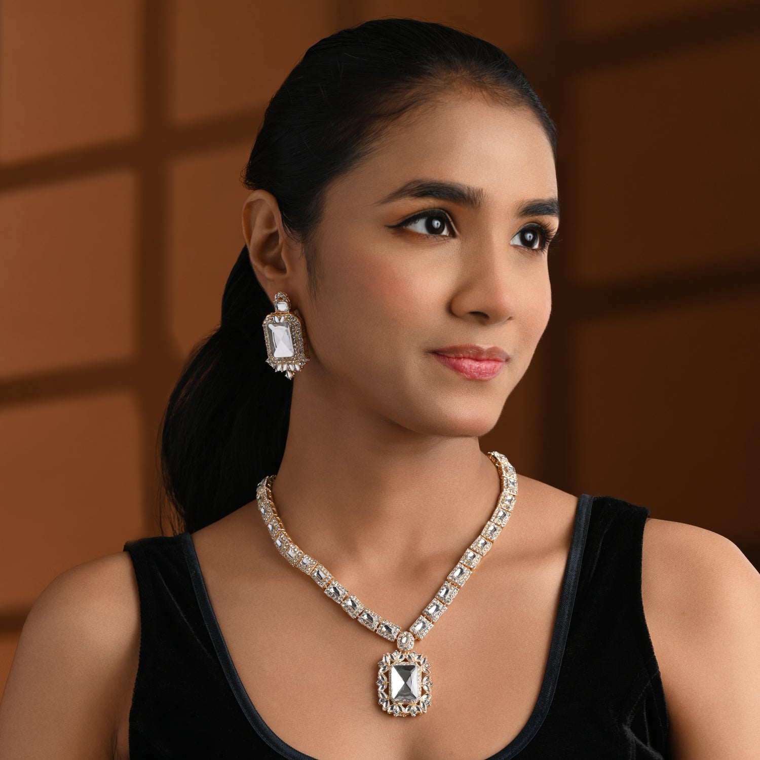 Etnico Gold Plated Classic Square Motif Necklace Set with Earrings for Women (IJ404W)