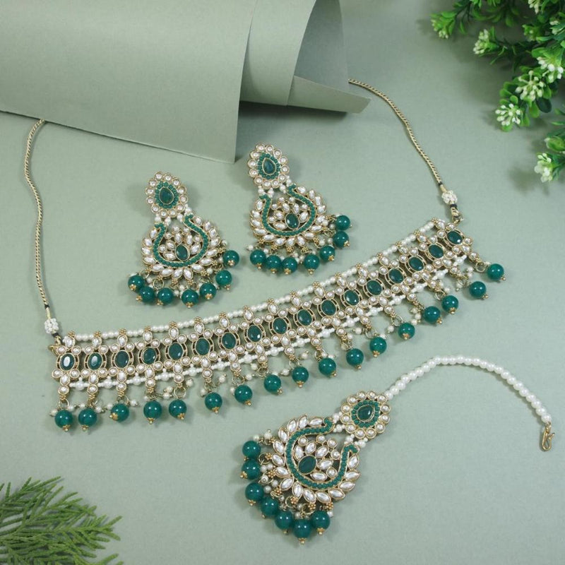 Etnico Gold Plated Traditional Kundan & Pearl Drop Choker Necklace With Earrings & Maang Tikka Set For Women (K7276G)