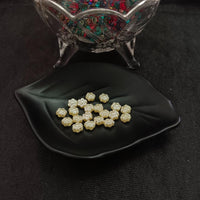 Kriaa Off White Floral Pastable For Jewellery DIY