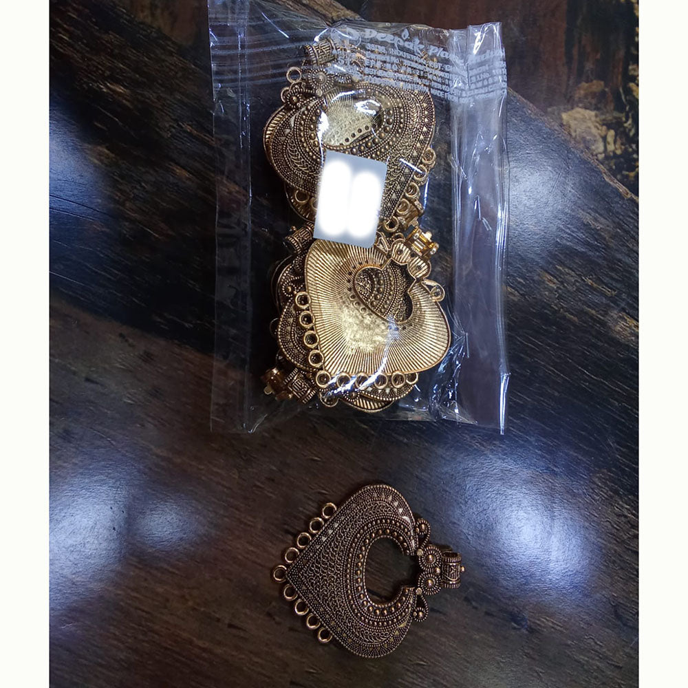Kriaa Beads Heart Shape Pendent Elegant Necklace Styling