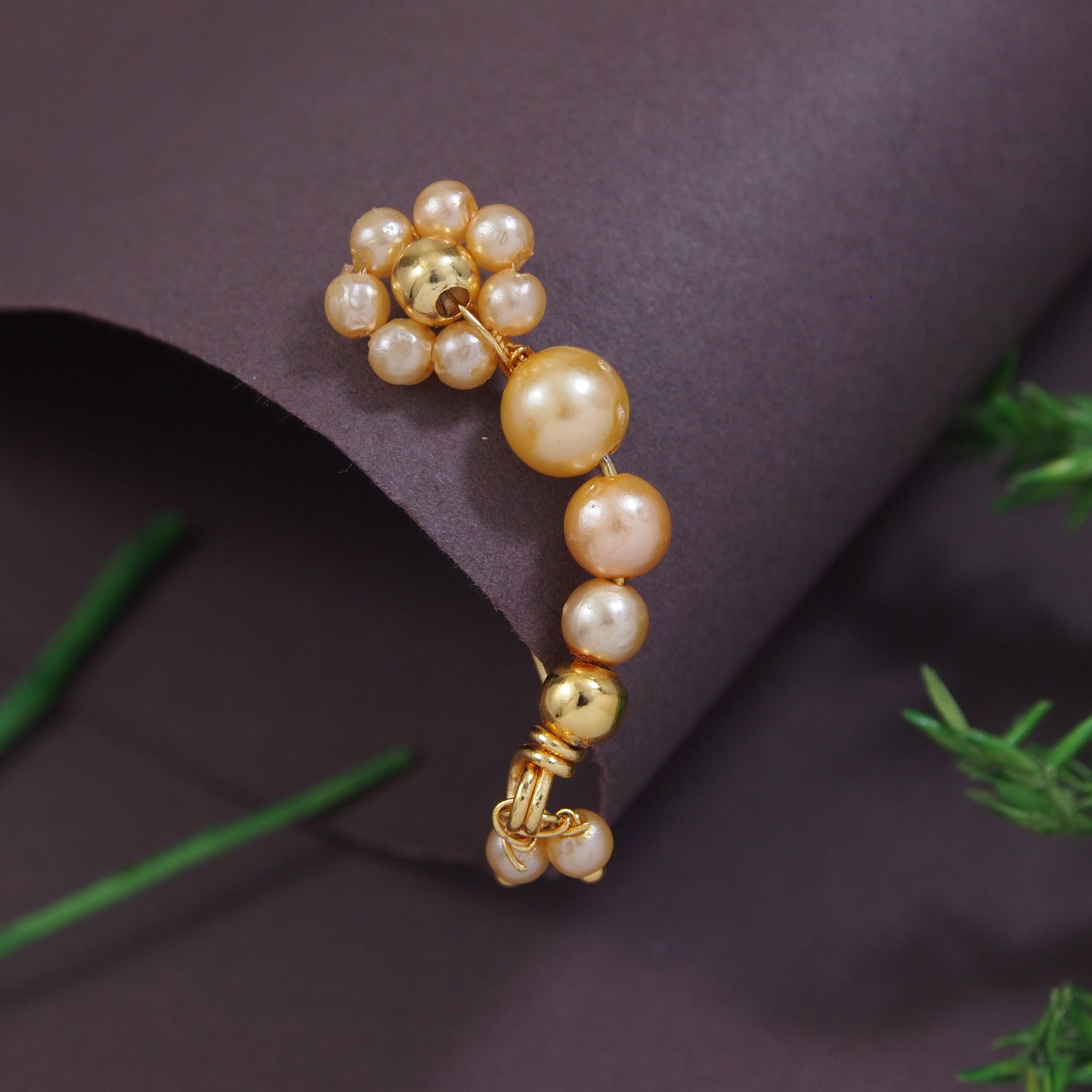 Etnico Gold Plated Traditional Non Piercing Maharashtrian Pearl Nath For Women (Style 4)