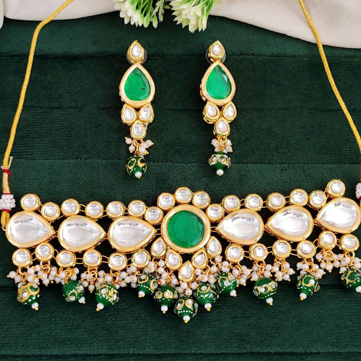 Js Fashion  Fancy Design High Gold Polish Beautiful Kundan Stones Kundan Choker Style Necklace Set