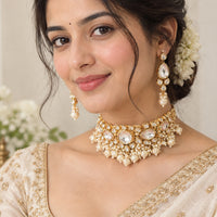 Js Fashion  Fancy Design High Gold Polish Beautiful Kundan Stones Kundan Choker Style Necklace Set