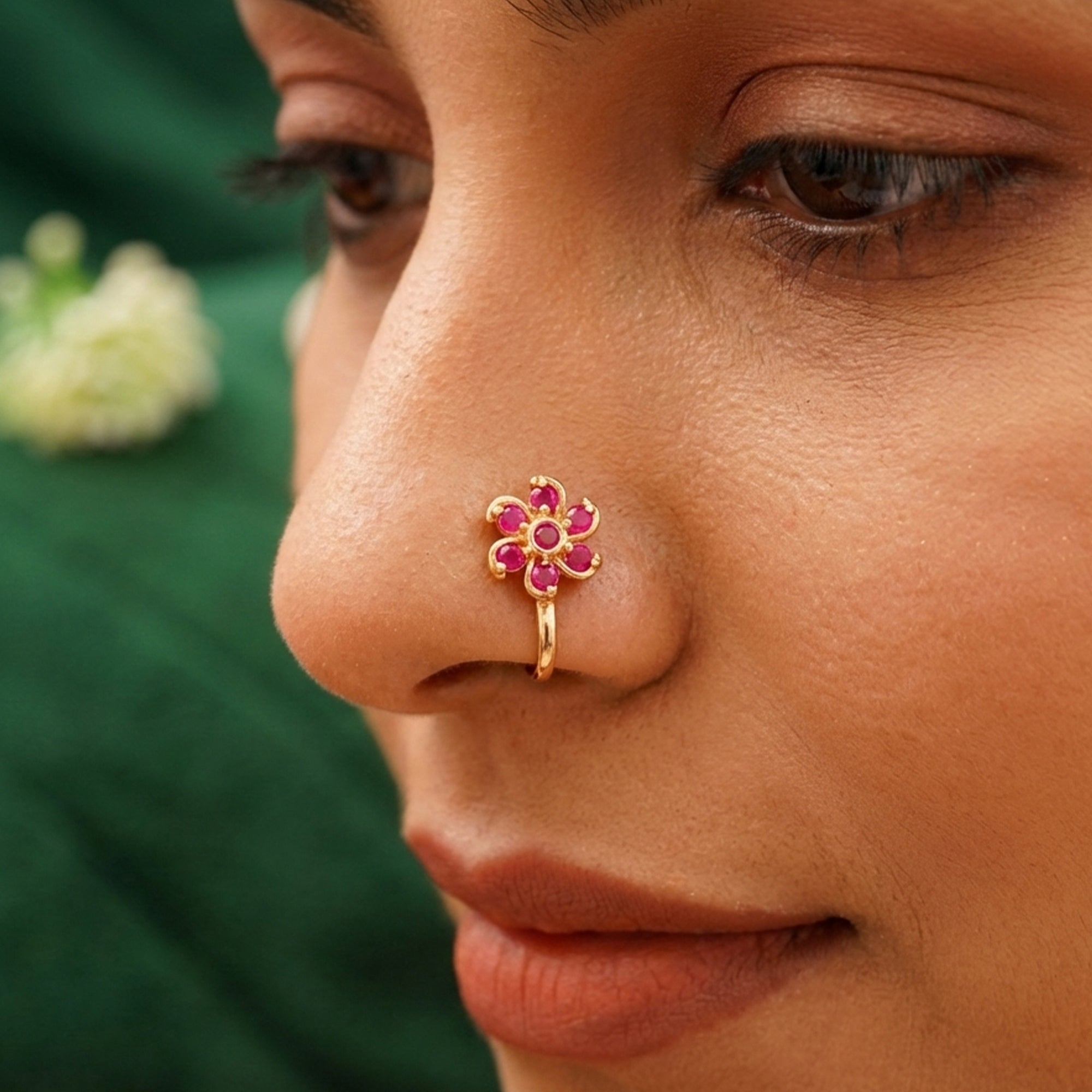 Js Fashion Antique Floral Design Nath in High Gold Finish