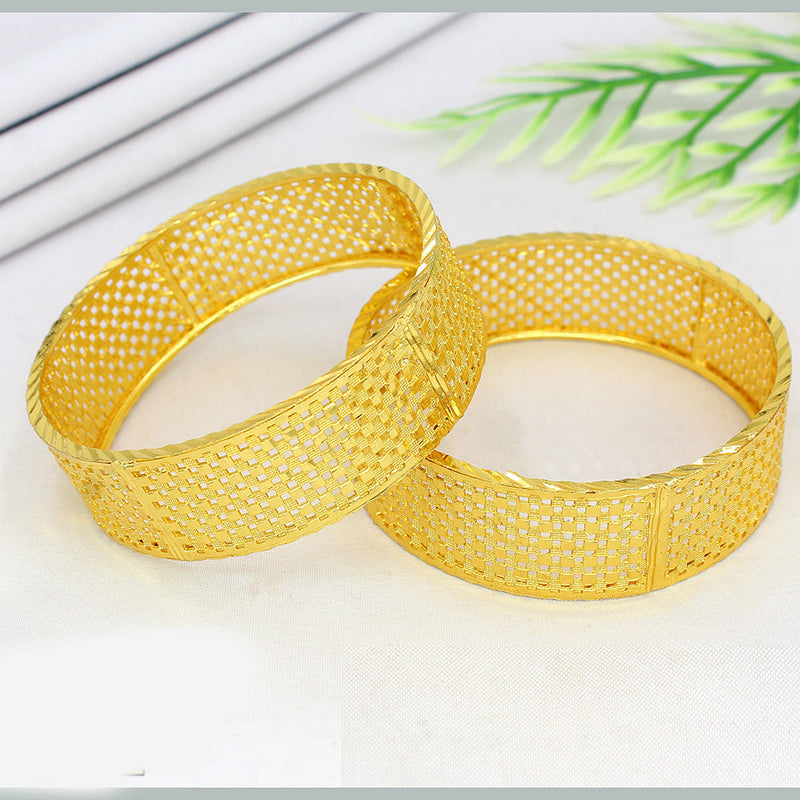 Darshana Jewels Forming Gold Bangle Set