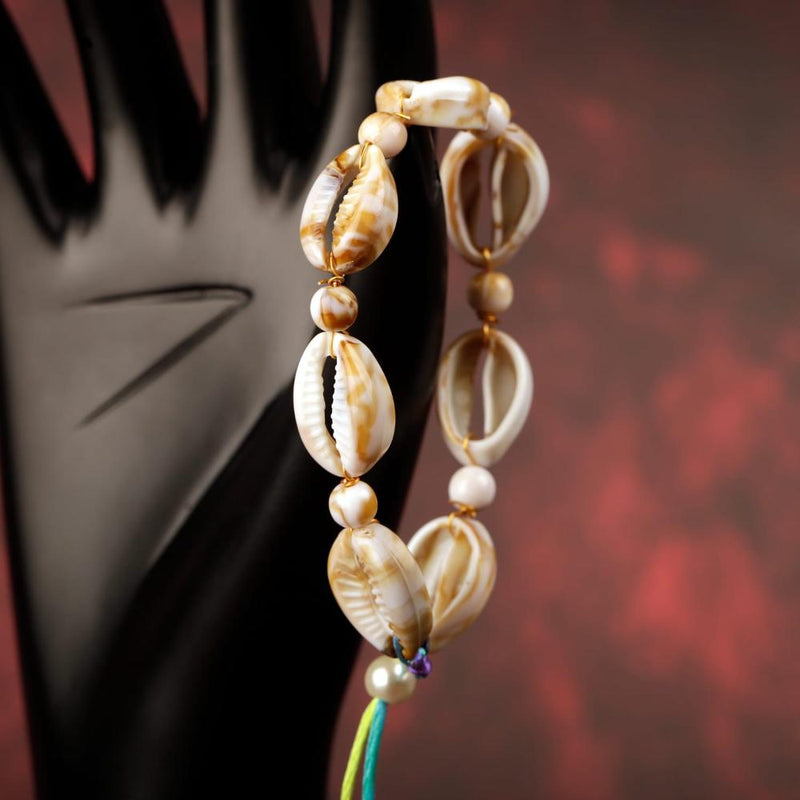 Raddhi Jewels Elegant Shells Lumba Bracelet Rakhi for Bhabhi/Sister