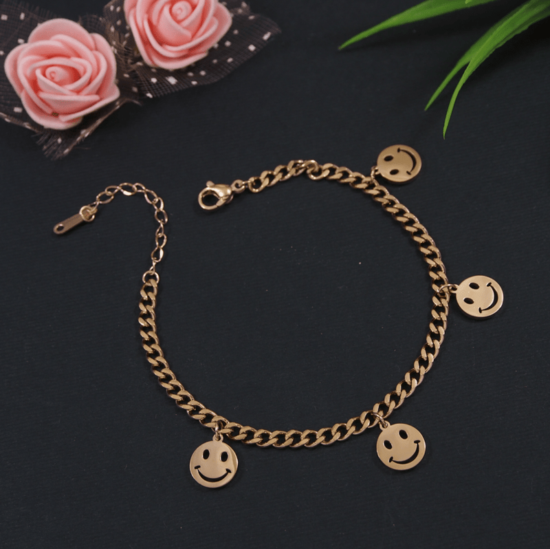 Tarohi Jewels Stainless Steel Gold/Rosegold Plated Smiley Charm Bracelet