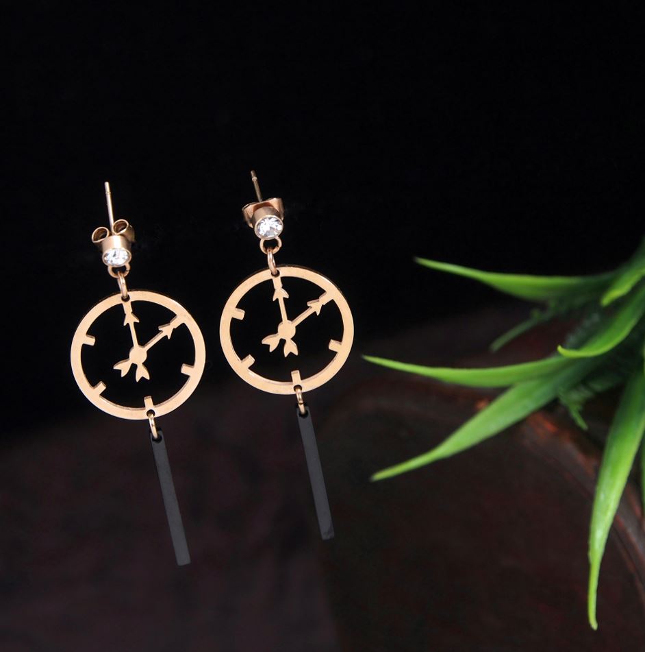 Tarohi Jewels Stainless Steel Rosegold Plated Clock Designed Earring- STNER 2728