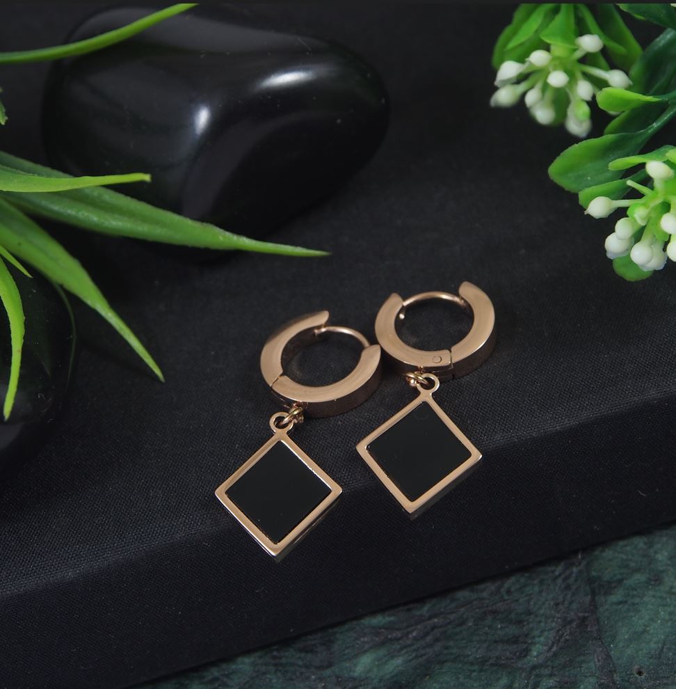 Tarohi Jewels Stainless Steel Rosegold Plated Black Square Shaped Hoops Earring-STNER 2880