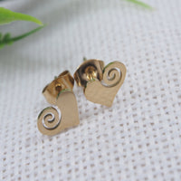 Tarohi JewelsStainless Steel Gold Plated Spiral Heart Stud Earring- STNER 3885