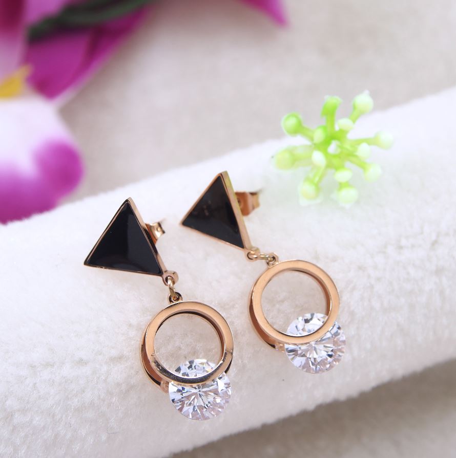 Tarohi Jewels Stainless Steel Rosegold Plated Round Cubic Zicron Drop Earring- STNER 4039