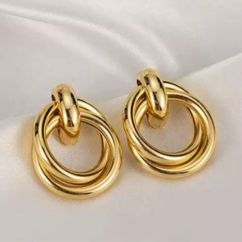 Subhag Alankar Korean Style Twisted Small Hoop