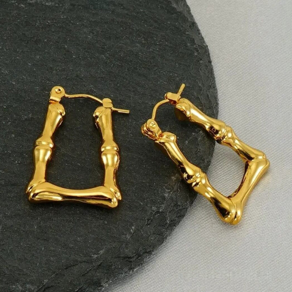 Bevy Pearls Modern Wave Design Hoop Earrings