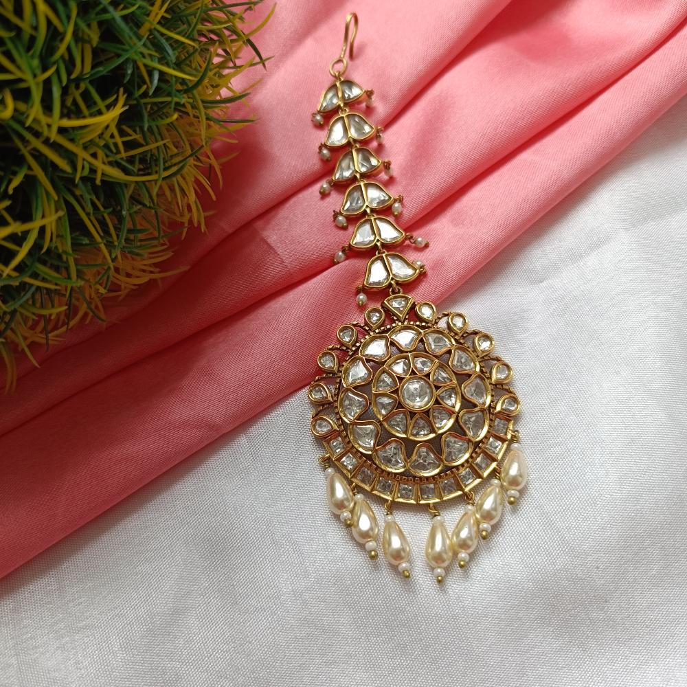 Arham Gold Plated Polki Kundan And Pearl Beads Maangtikka