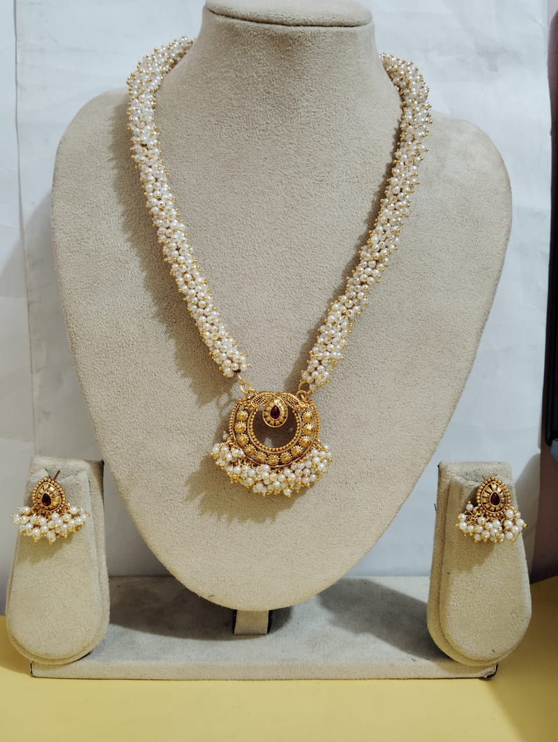 Charbhuja Art Gold Plated Pearl And Pota Stone Necklace Set