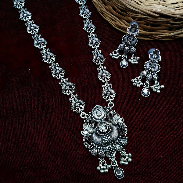 Gehana Mahal Oxidised Plated Pota Stone Long Necklace Set