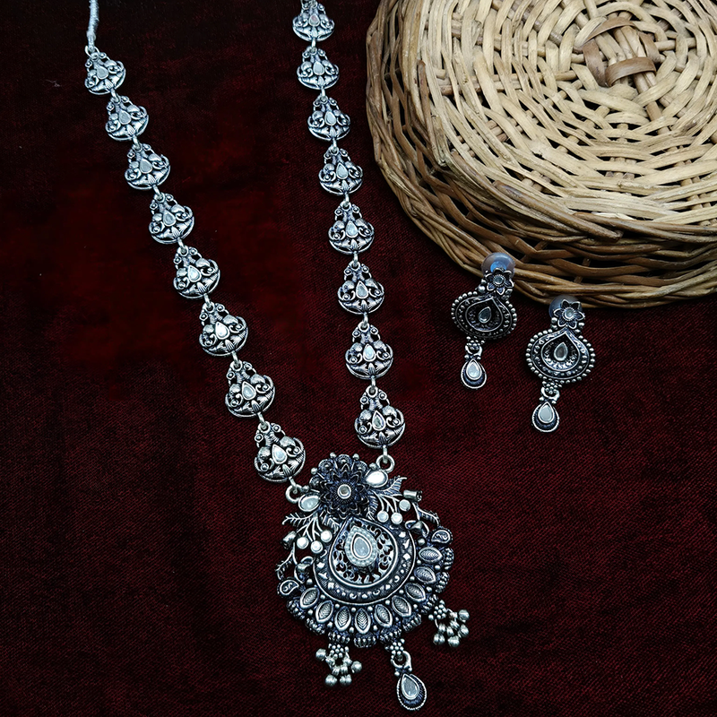 Gehana Mahal Oxidised Plated Pota Stone Long Necklace Set