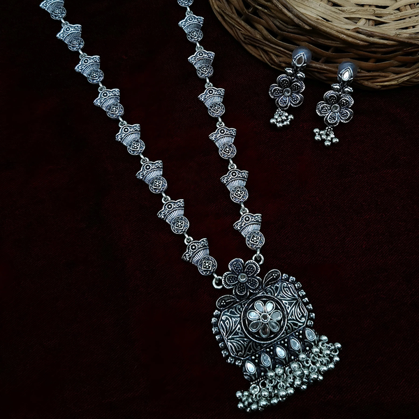 Gehana Mahal Oxidised Plated Pota Stone Long Necklace Set