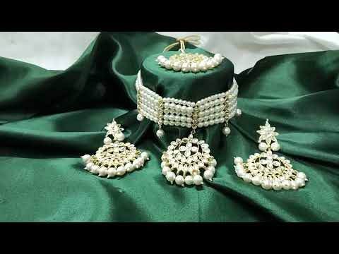 Etnico 18K Gold Plated Traditional Kundan Studded Pearl Choker Necklace Jewellery Set For Women (ML291W)