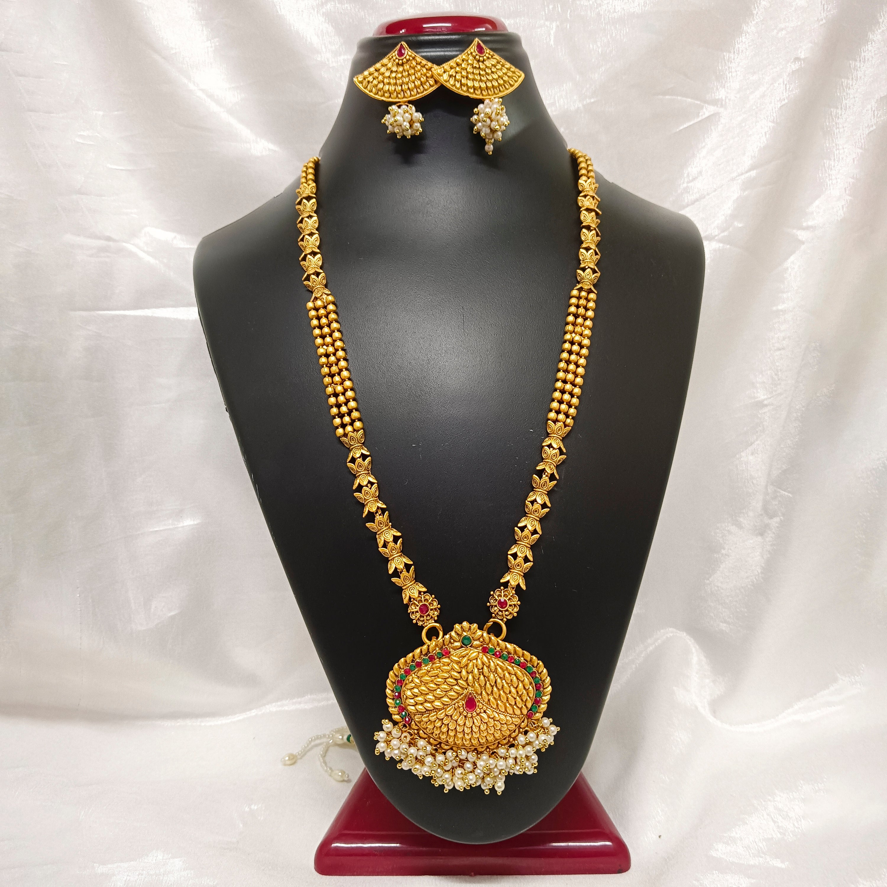 Bhavi Jewels Pota Stone Gold Plated Necklace Set
