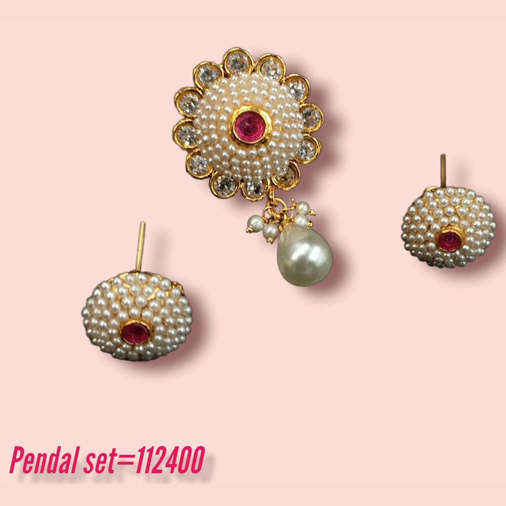 Padmawati Bangles Gold Plated Pota Stone And Pearl Pendant Set