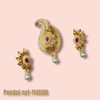 Padmawati Bangles Gold Plated Pota Stone And Pearl Pendant Set