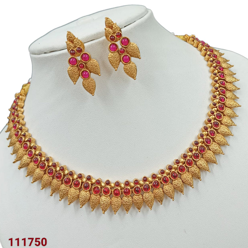 Padmawati Bangles Pota Stone Gold Plated Necklace Set