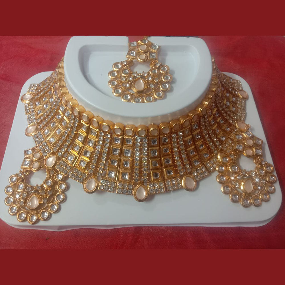 Neetu Art Gold Plated Kundan Stone Choker Necklace Set With Maangtikka
