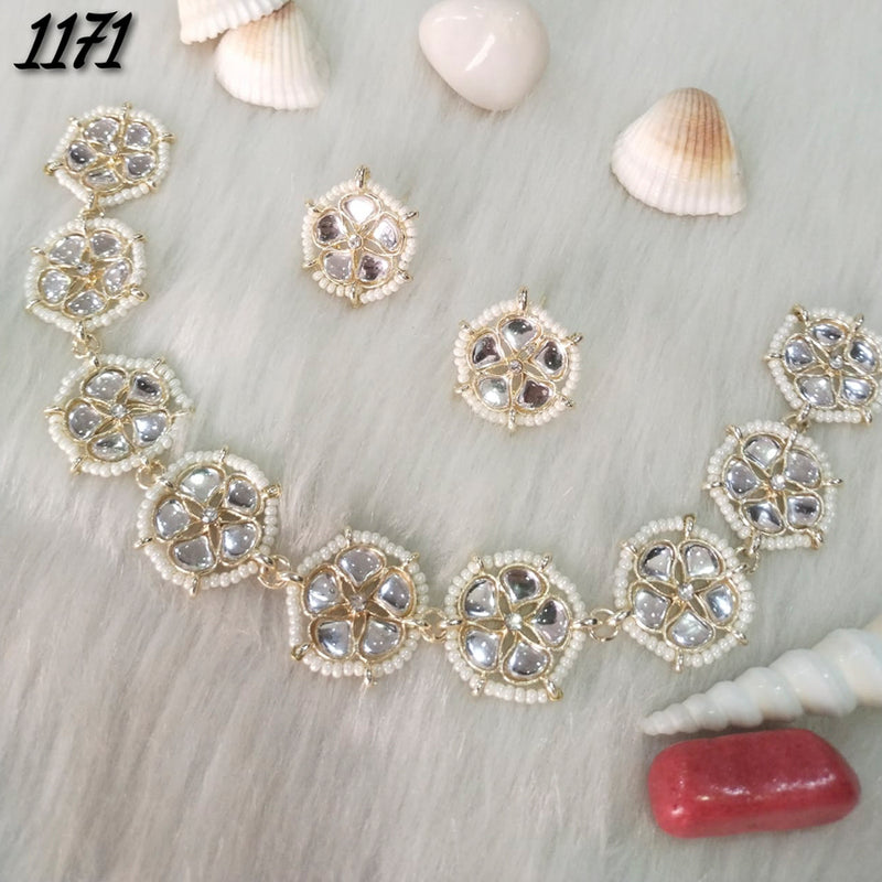 Manisha Jewellery Kundan Stone Gold Plated  Necklace Set