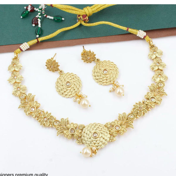 Manisha Jewellery  Gold Plated Pota Stone Neckklace Set