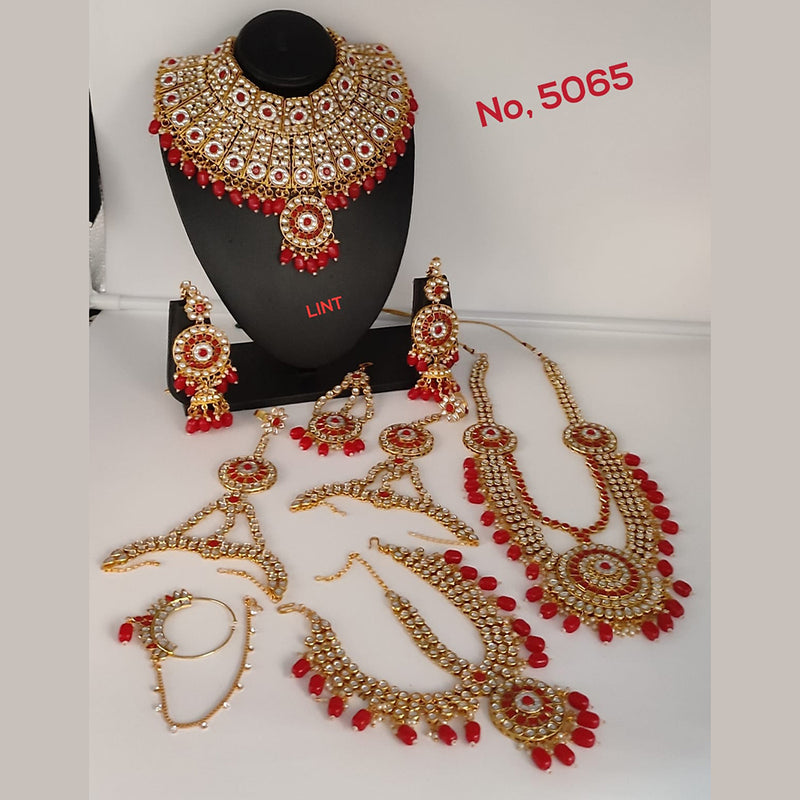 Lucentarts Jewellery Gold Plated Kundan Stone Bridal Set