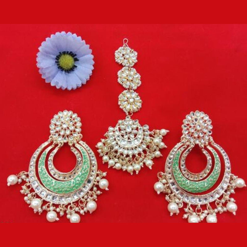 Lucentarts Jewellery Gold Plated Kundan Stone Earrings With Maang Tikka