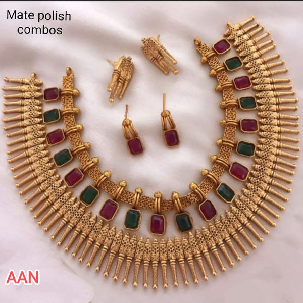 Lucentarts Jewellery Pota Gold Plated Necklace Set