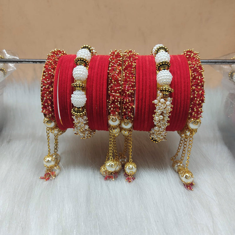 Lucentarts Jewellery Gold Plated Velvet Bangles Set