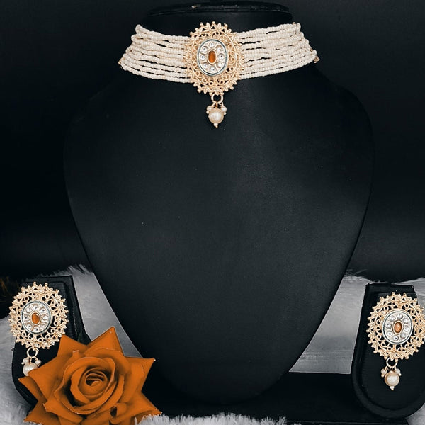 Lucentarts Jewellery Gold Plated Kundan Stone Choker Necklace Set