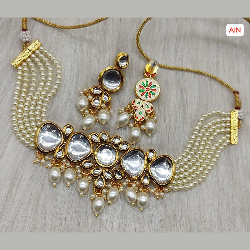 Lucentarts Jewellery Gold Plated Kundan and Meenakari Necklace Set