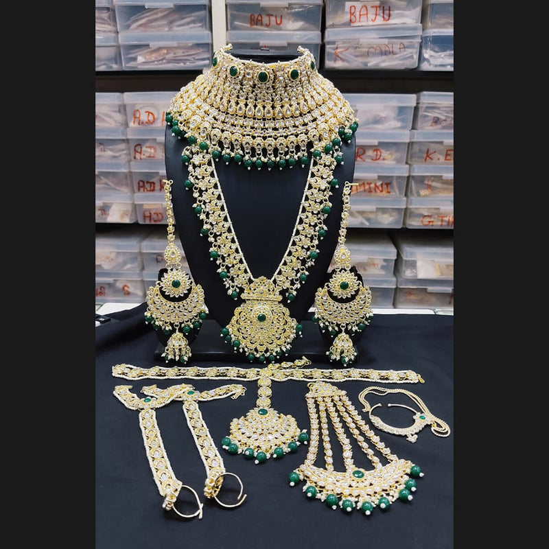 Lucentarts Jewellery Gold Plated Kundan Stone Bridal Set