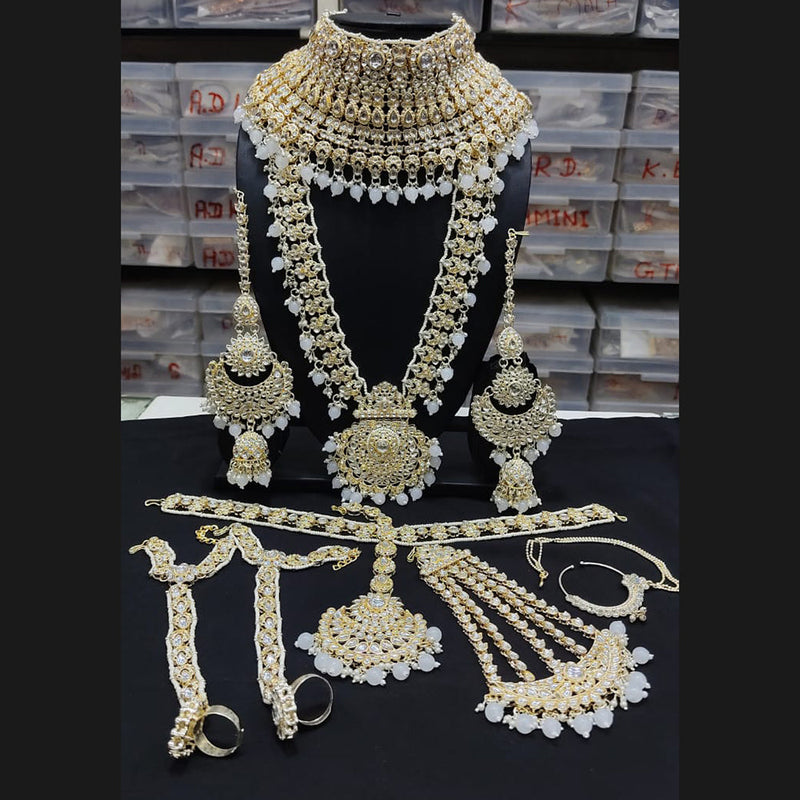 Lucentarts Jewellery Gold Plated Kundan Stone Bridal Set