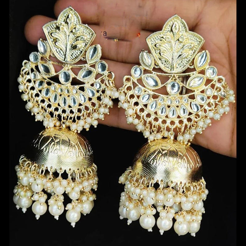 Lucentarts Gold Plated Kundan And Pearl Jhumki Earrings