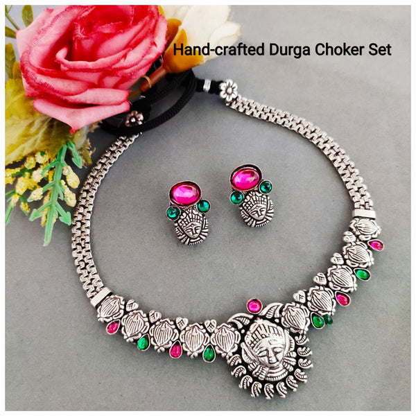 Vaamika Silver Plated Pota Stone Choker Necklace Set