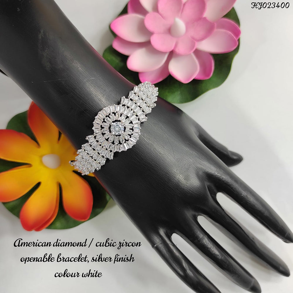 Heera Jewellers American Diamond Adjustable Bracelet