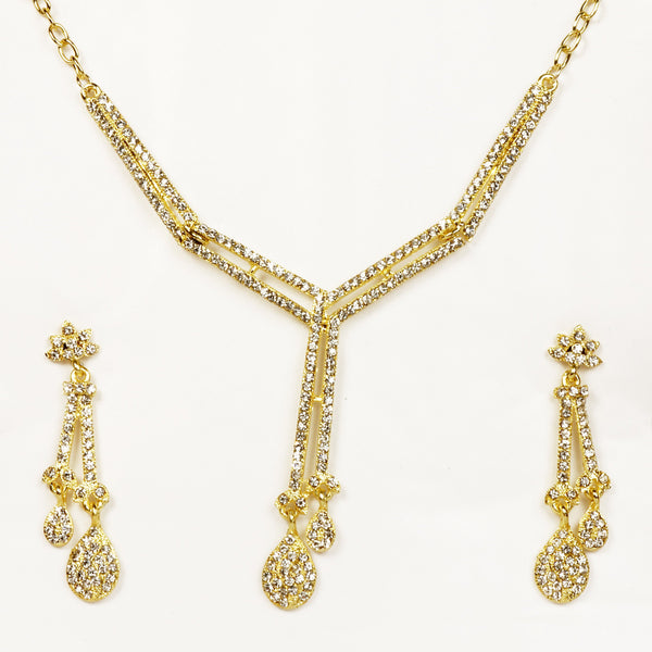 Kriaa Gold Plated Austrian Stone Necklace Set - 1101319