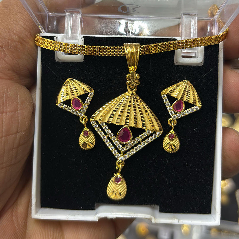 Pari Art Jewellery Forming Gold Pendant Set