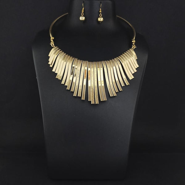 Urthn Gold Plated Statement Necklace Set - 1106504B