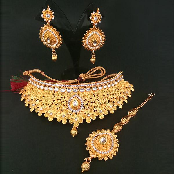 Utkrishtt White Stone Necklace Set With Maang Tikka - 1107936B